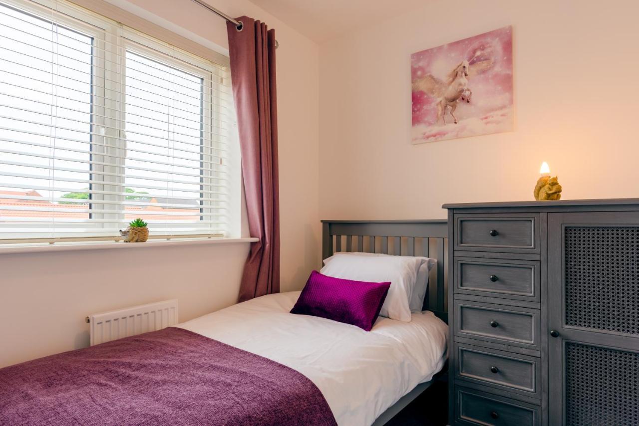 Villa Oakley - Large, Elegant, Dog Friendly & Parking Whitby Exterior foto